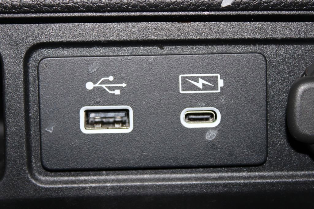 Used 2023 Honda Pilot Elite image 28