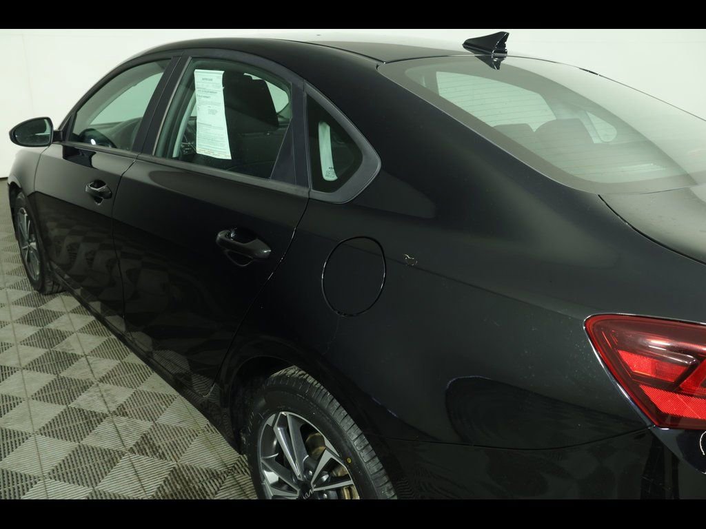 Used 2024 Kia Forte LXS image 14