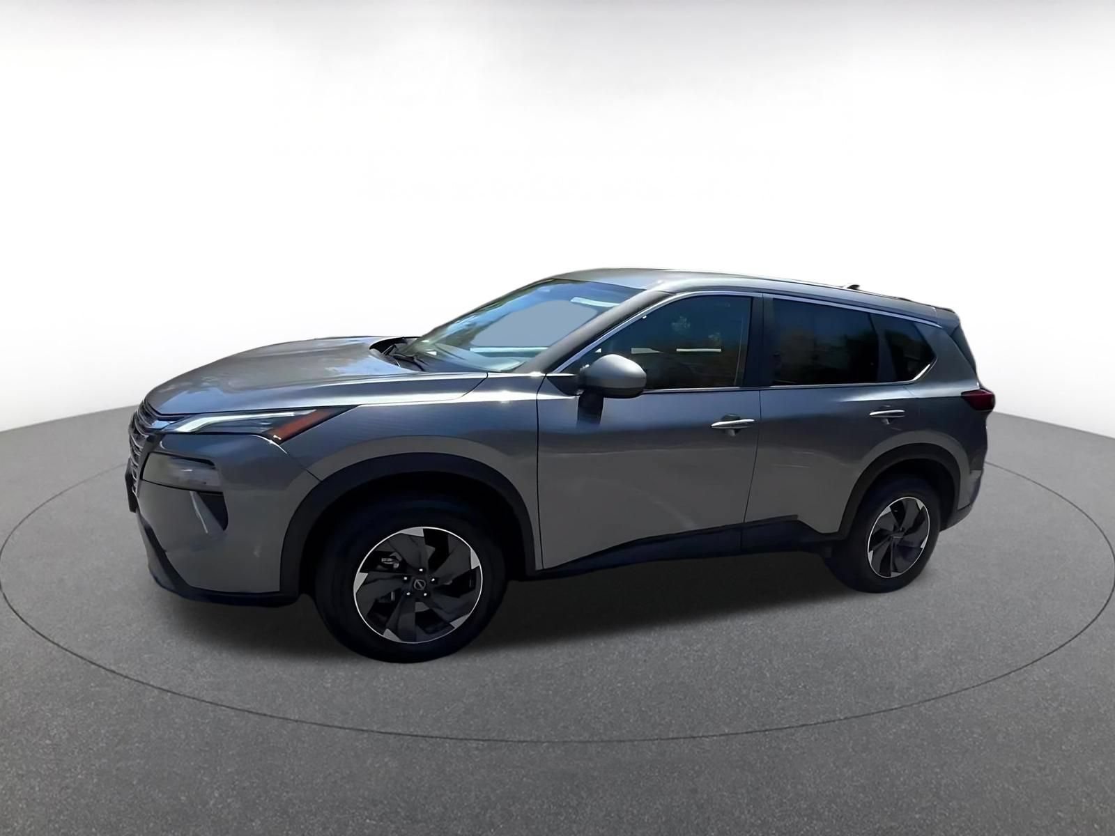 Used 2025 Nissan Rogue SV AWD/4WD image 8