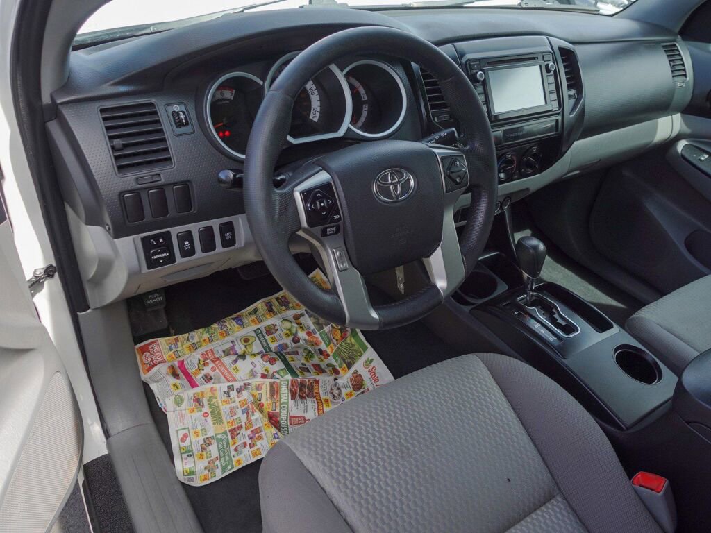 Used 2015 Toyota Tacoma 4x4 Double Cab w/ Convenience Package image 10