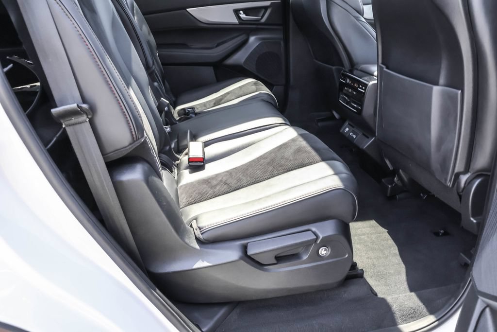 Used 2023 Acura MDX A-Spec AWD/4WD image 36