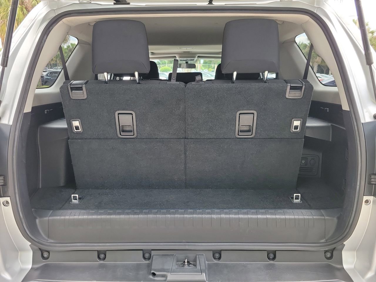 Used 2013 Toyota 4Runner SR5 w/ Convenience Pkg RWD image 7