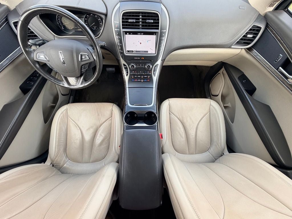 Used 2018 Lincoln MKX Reserve w/ Driver Assistance Package FWD image 22