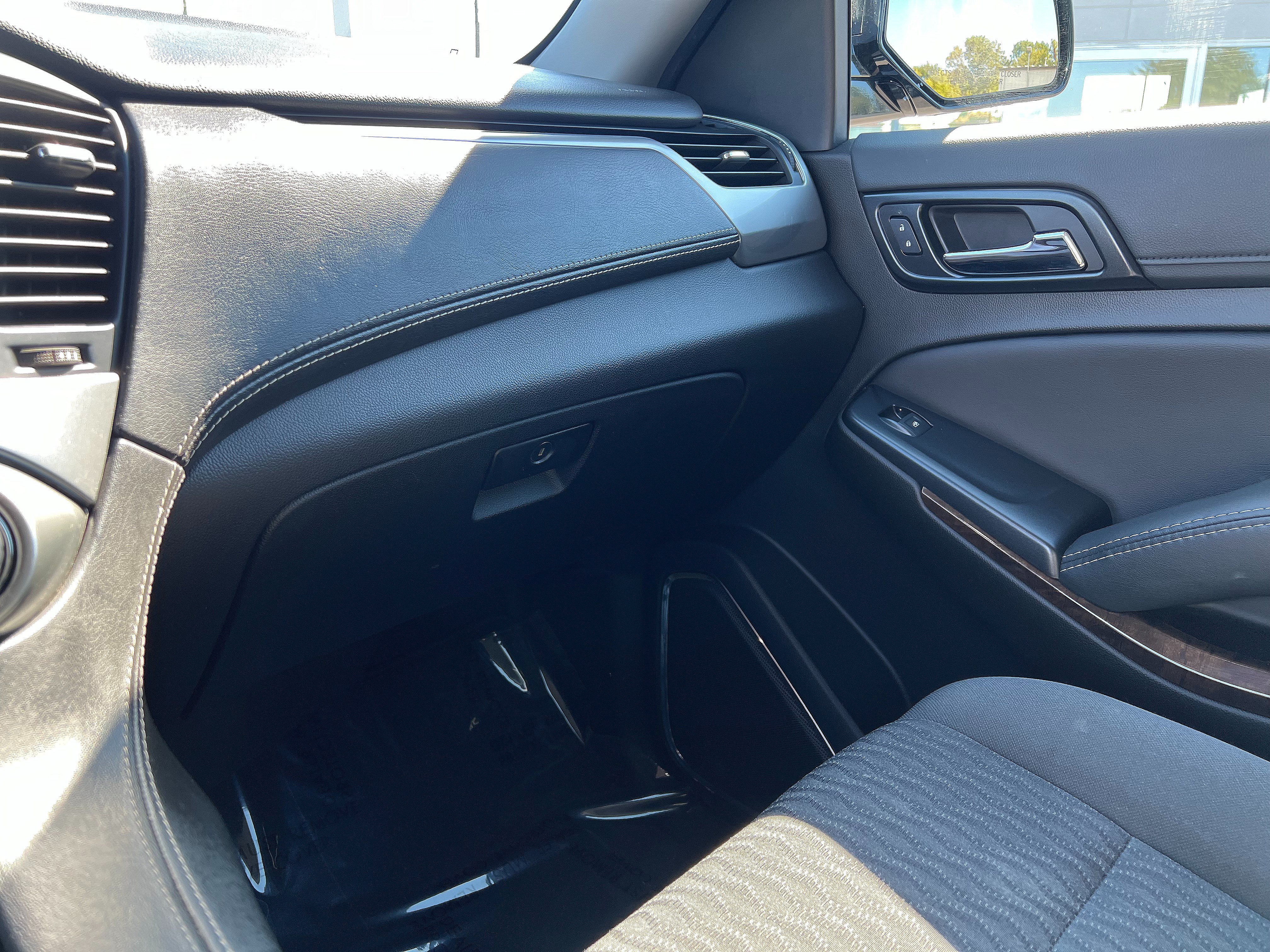 Used 2019 Chevrolet Tahoe LS AWD/4WD image 18