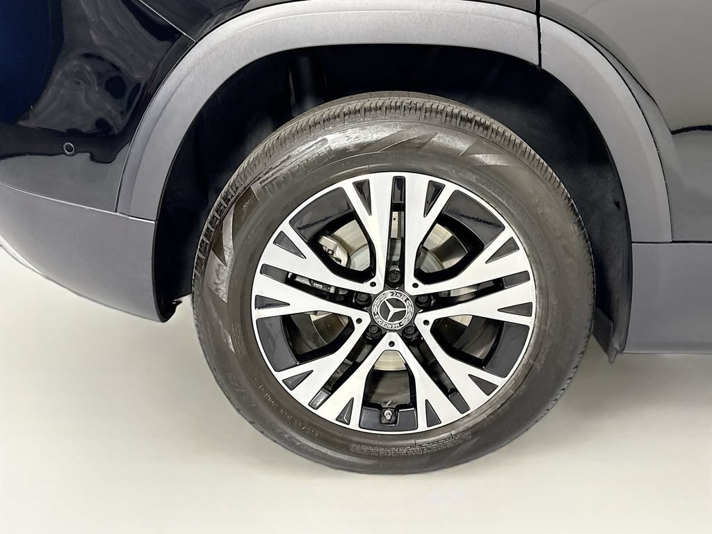 Certified 2025 Mercedes-Benz GLB 250 4MATIC image 34