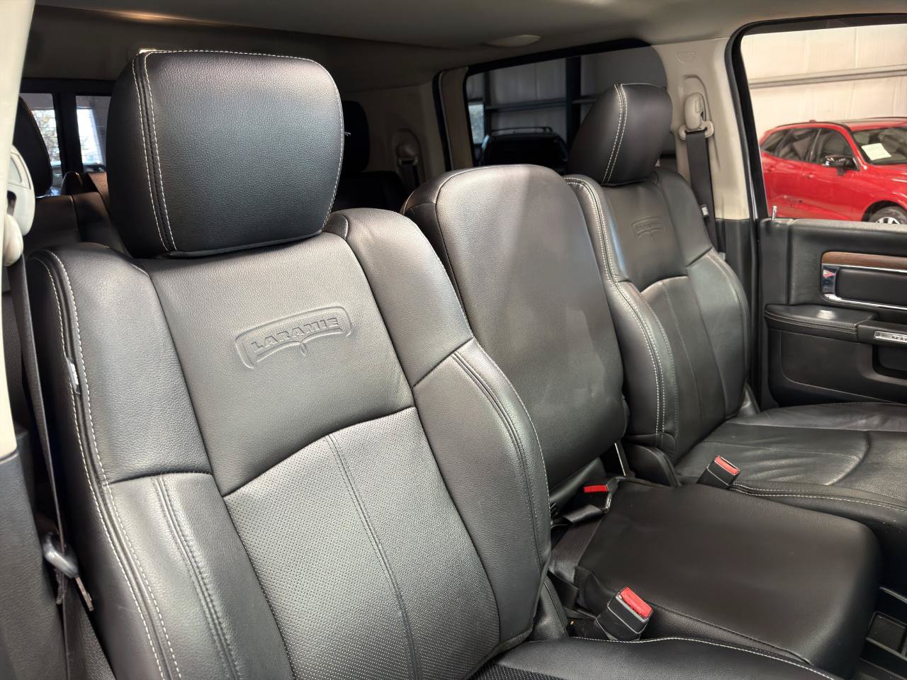 Used 2018 RAM 2500 Laramie AWD/4WD image 30