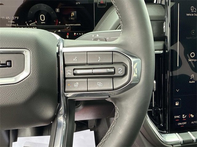 Used 2025 GMC Yukon Denali w/ Sun & Power Step Package image 25