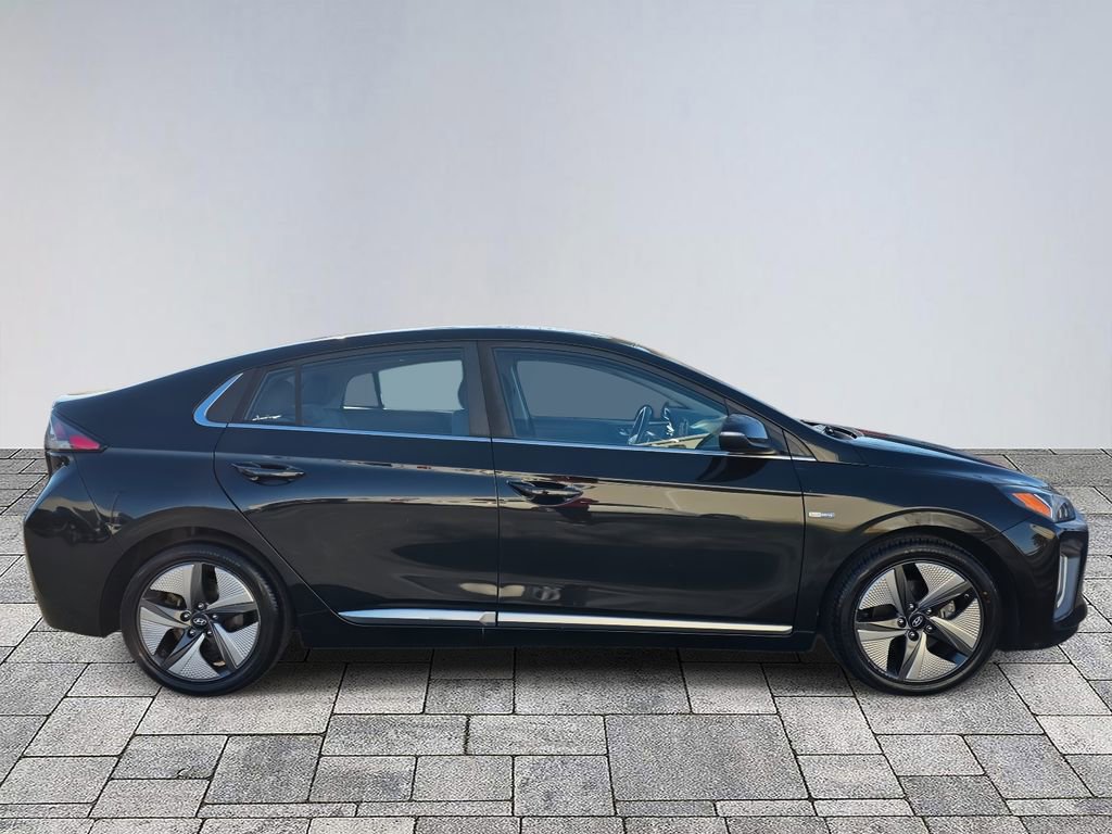 Used 2020 Hyundai Ioniq SEL image 8