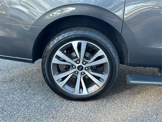 Used 2021 Ford Expedition Max Platinum image 17