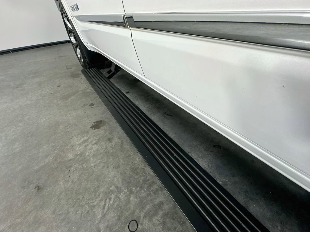 Used 2019 RAM 1500 Limited w/ Advanced Safety Group AWD/4WD image 39
