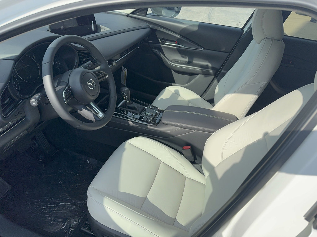 New 2026 MAZDA CX-30 2.5 Turbo w/ Premium Plus Pkg AWD/4WD image 9