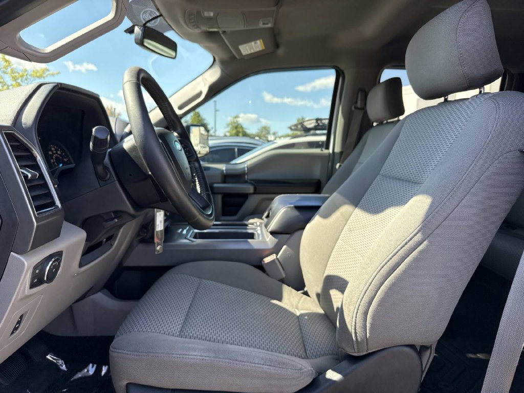 Used 2017 Ford F150 XLT w/ Equipment Group 302A Luxury AWD/4WD image 10