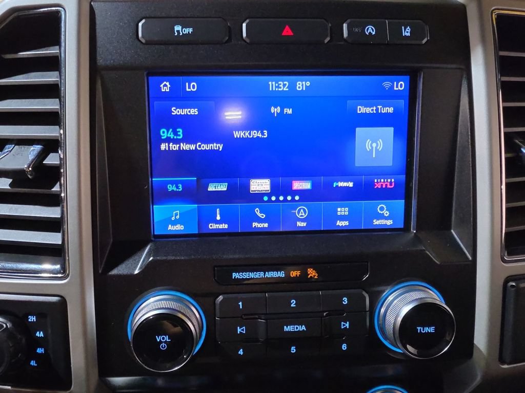 Used 2020 Ford F150 Lariat w/ Equipment Group 502A Luxury AWD/4WD image 12