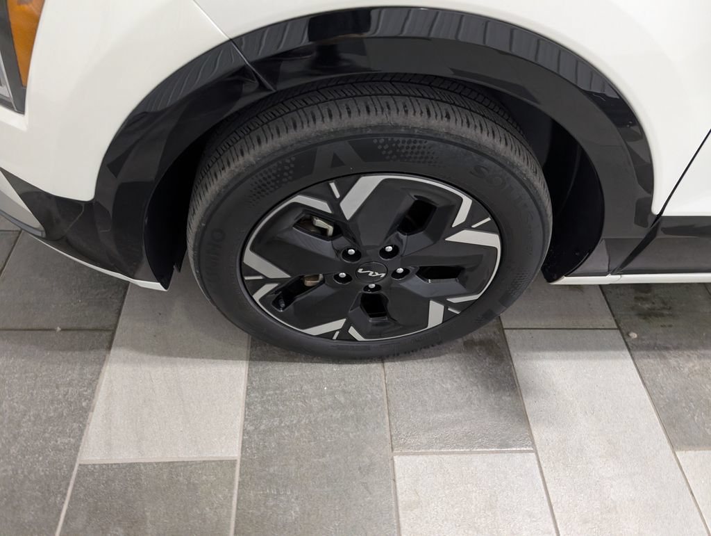 Used 2024 Kia Niro Wind FWD image 7