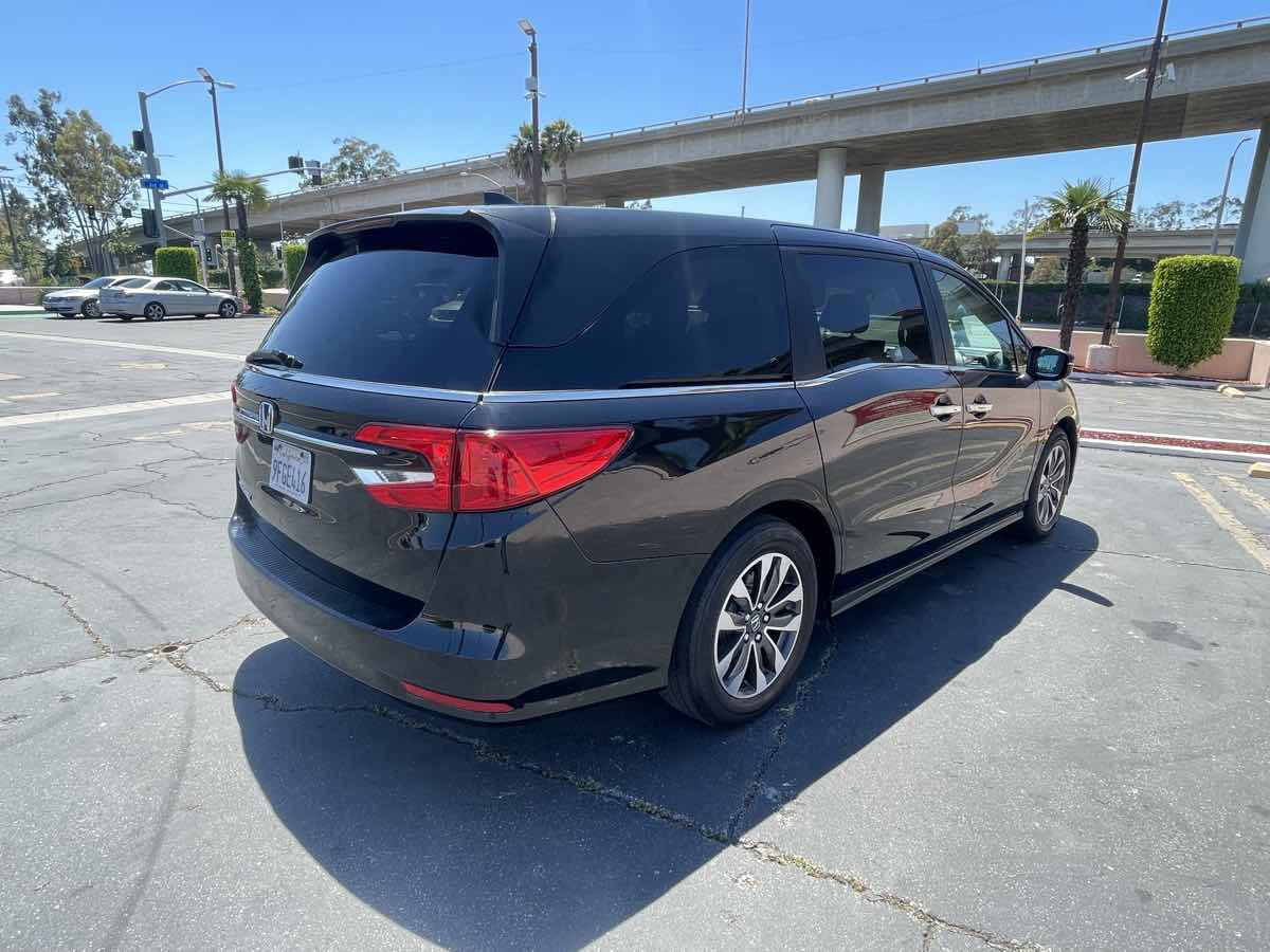 Used 2023 Honda Odyssey EX-L image 17