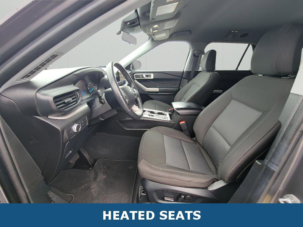 Used 2022 Ford Explorer XLT image 11