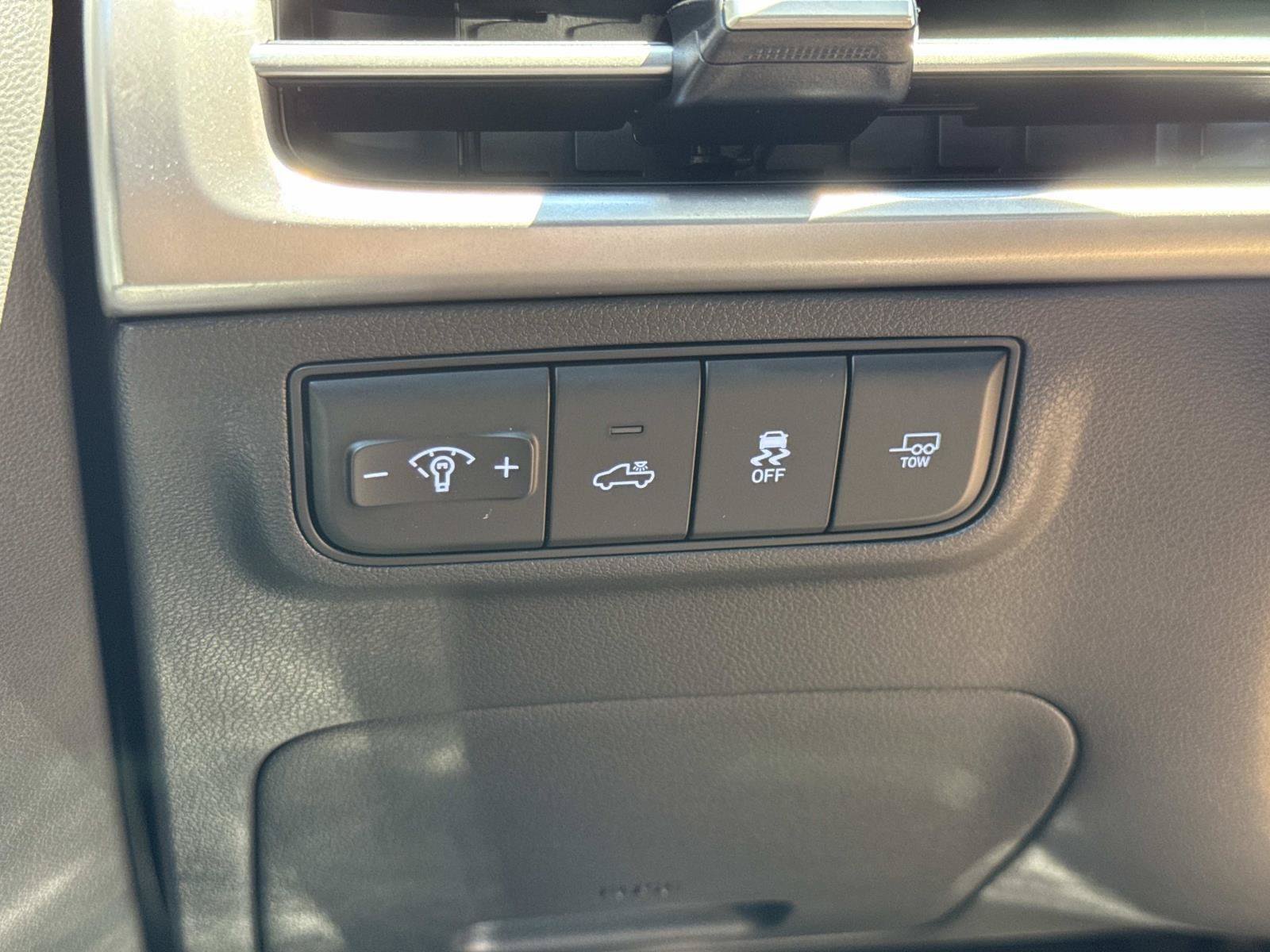 Certified 2025 Hyundai Santa Cruz XRT AWD/4WD image 14