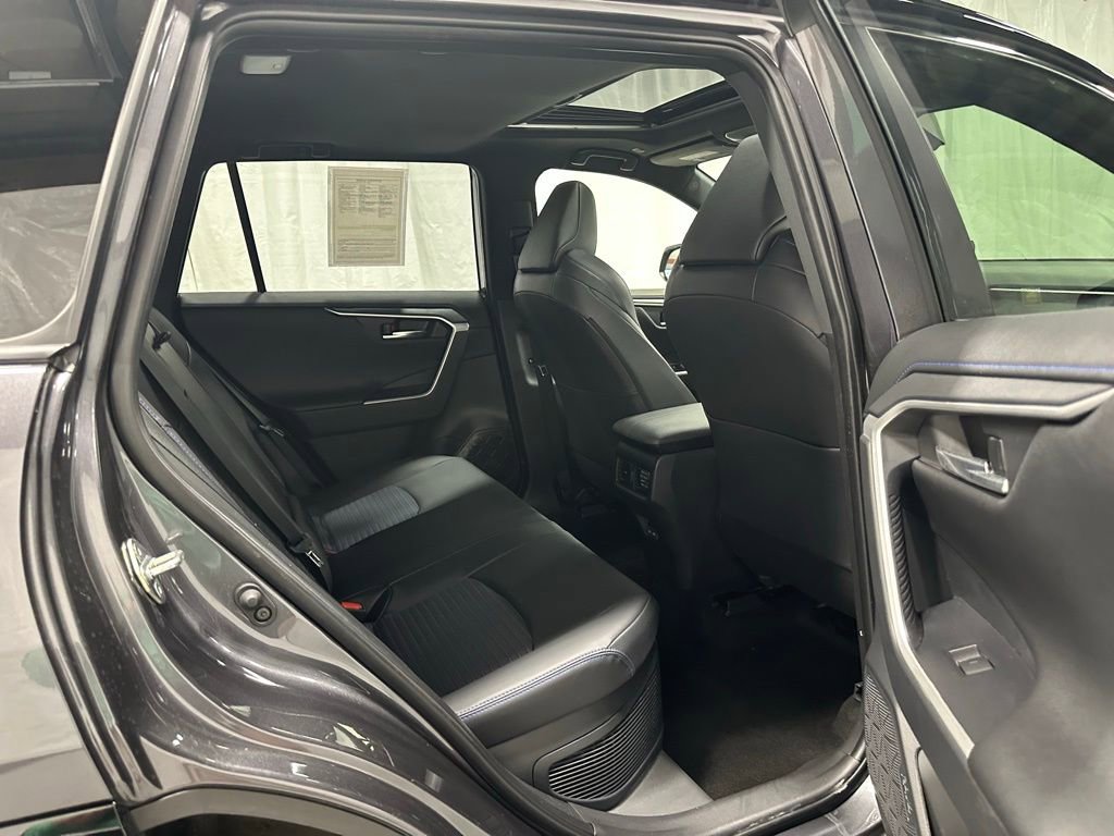 Used 2025 Toyota RAV4 XSE w/ Weather Package AWD/4WD image 53