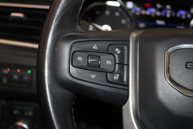 Used 2021 GMC Yukon Denali w/ Denali Premium Package AWD/4WD image 30