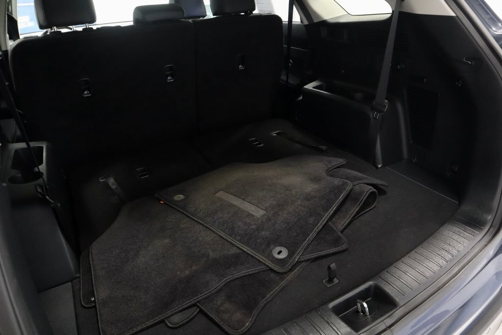 Used 2025 Kia Sorento S w/ Panoramic Sunroof Package FWD image 16
