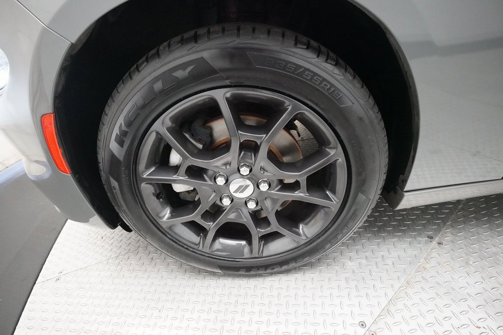 Used 2018 Dodge Charger GT w/ Blacktop Package image 26