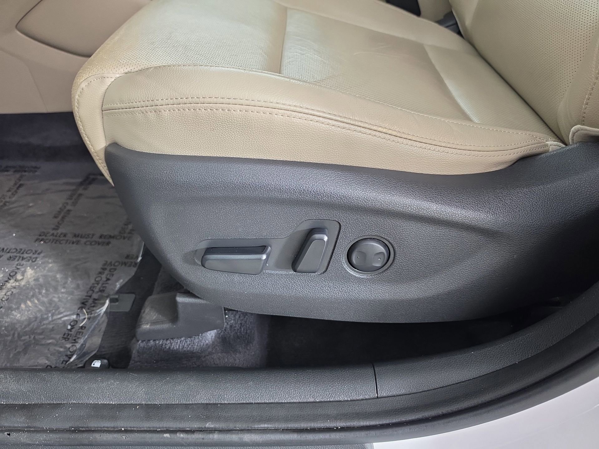 Used 2017 Hyundai Tucson SE Plus AWD/4WD image 16