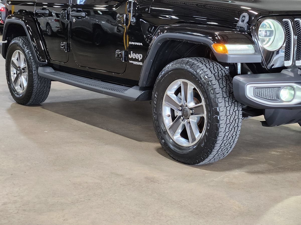 Used 2020 Jeep Wrangler Unlimited Sahara AWD/4WD image 16