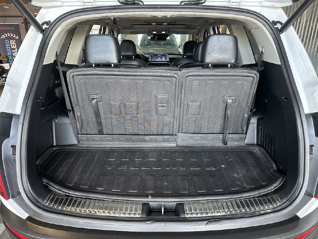 Used 2021 Kia Telluride SX image 28