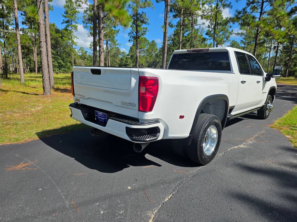Used 2022 Chevrolet Silverado 3500 High Country w/ Technology Package AWD/4WD image 5