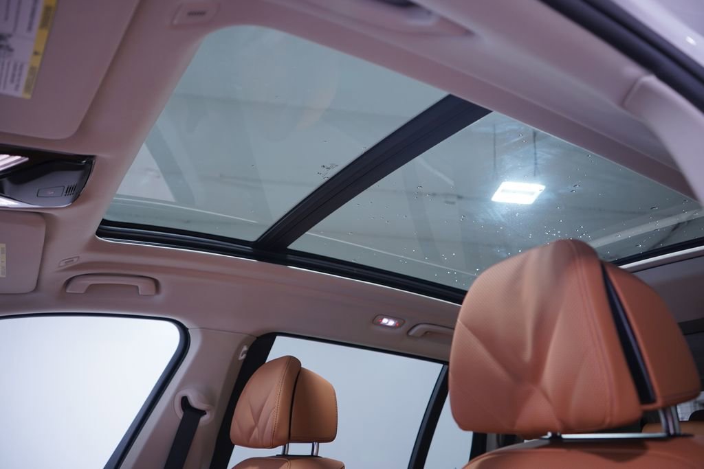 Used 2026 BMW X7 xDrive40i image 8