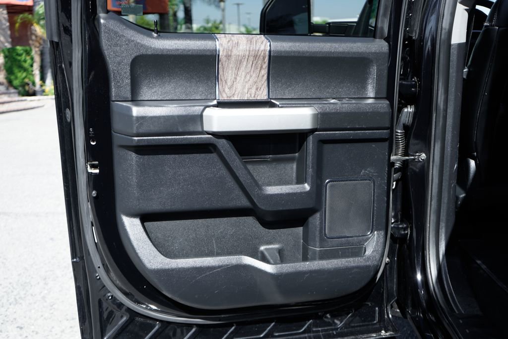 Used 2017 Ford F350 Lariat w/ Lariat Ultimate Package image 36