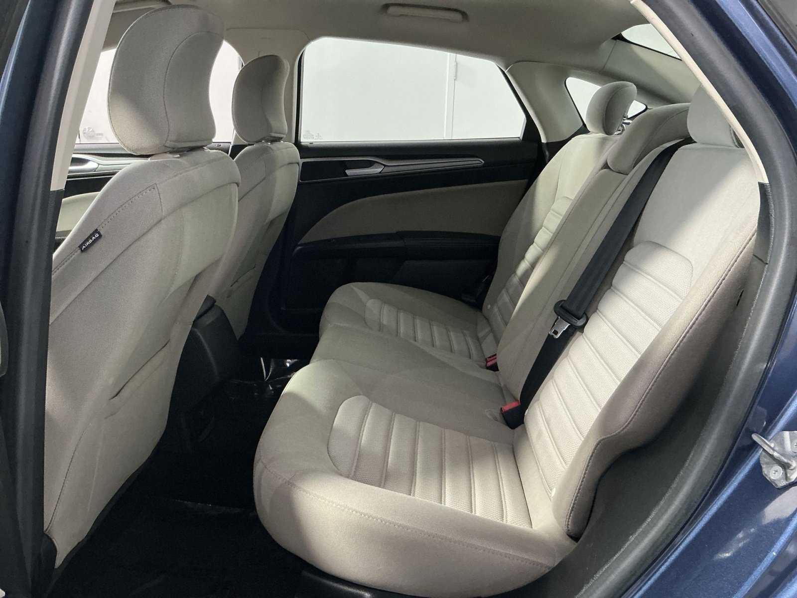 Used 2018 Ford Fusion S FWD image 23