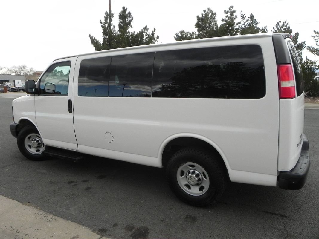 Used 2012 Chevrolet Express 3500 LS image 2