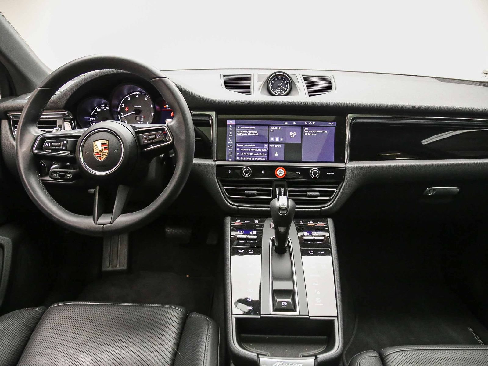 Certified 2025 Porsche Macan S AWD/4WD image 16