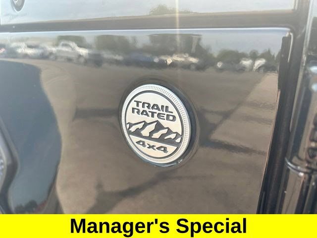 Used 2021 Jeep Wrangler Unlimited Sahara AWD/4WD image 41