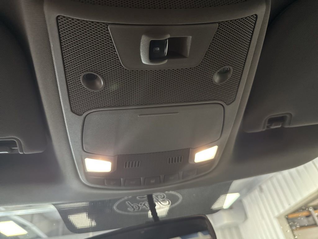 Used 2016 Ford F150 Lariat image 26