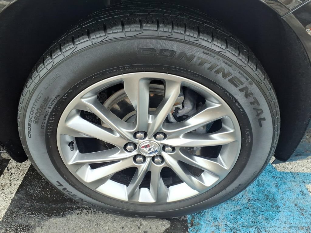 Used 2023 Buick Enclave Avenir w/ Avenir Technology Package FWD image 24