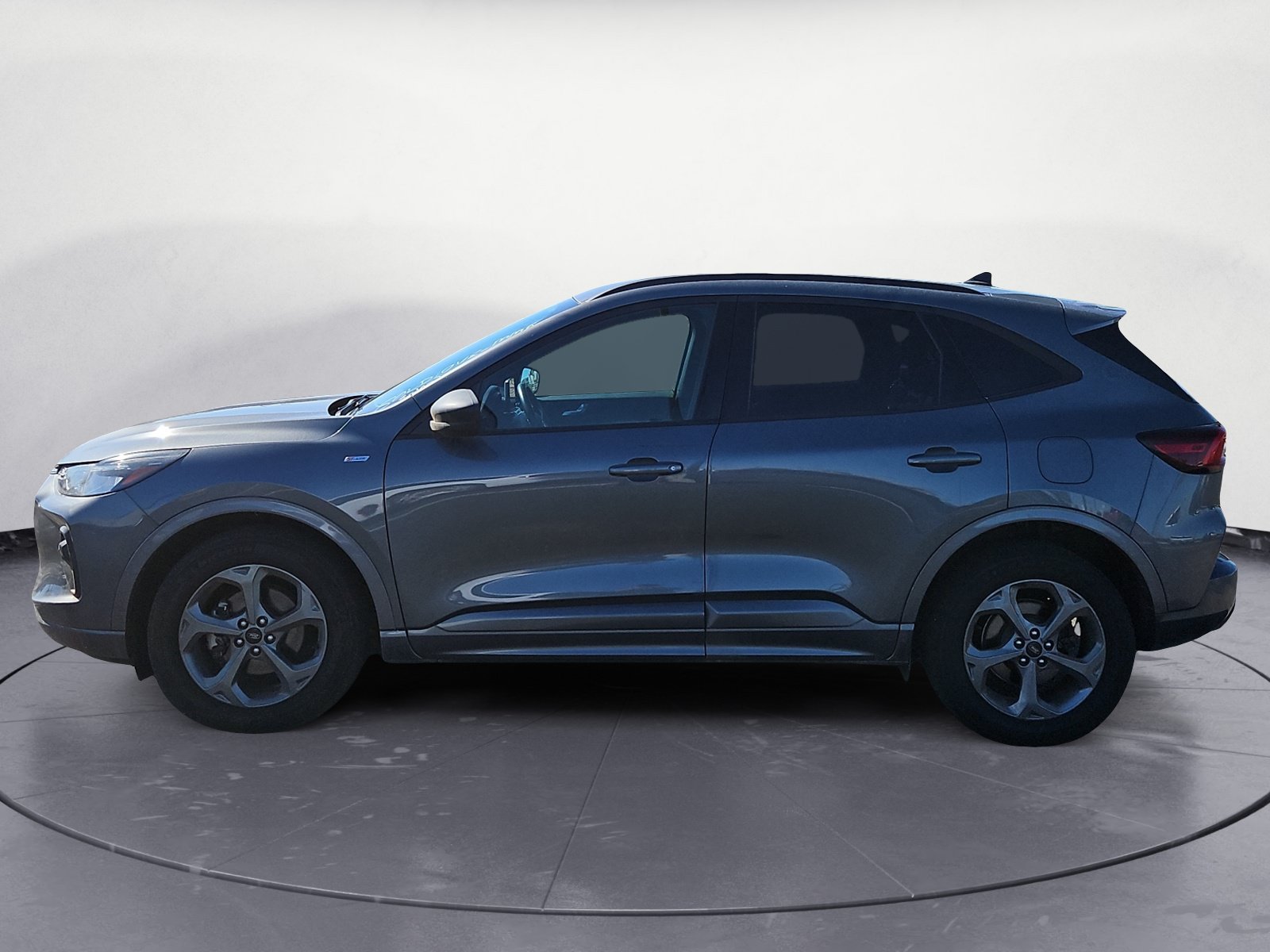 Used 2023 Ford Escape ST-Line AWD/4WD image 3