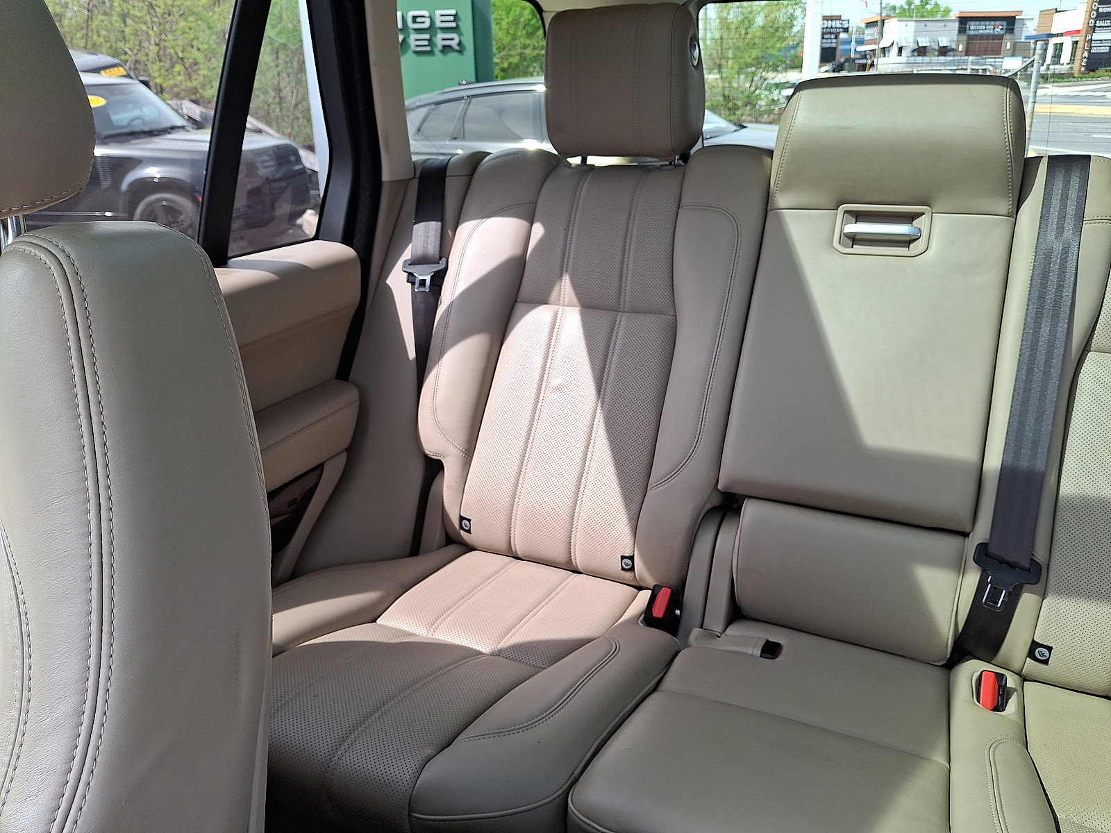 Used 2017 Land Rover Range Rover Supercharged AWD/4WD image 22
