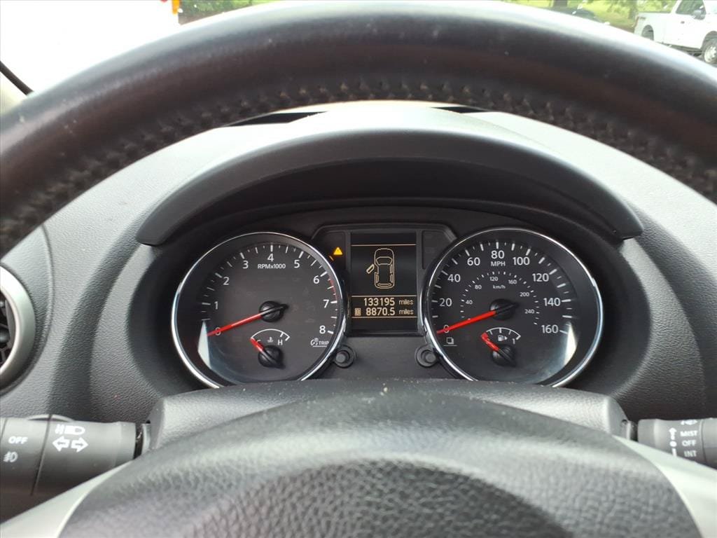Used 2012 Nissan Rogue SL AWD/4WD image 18