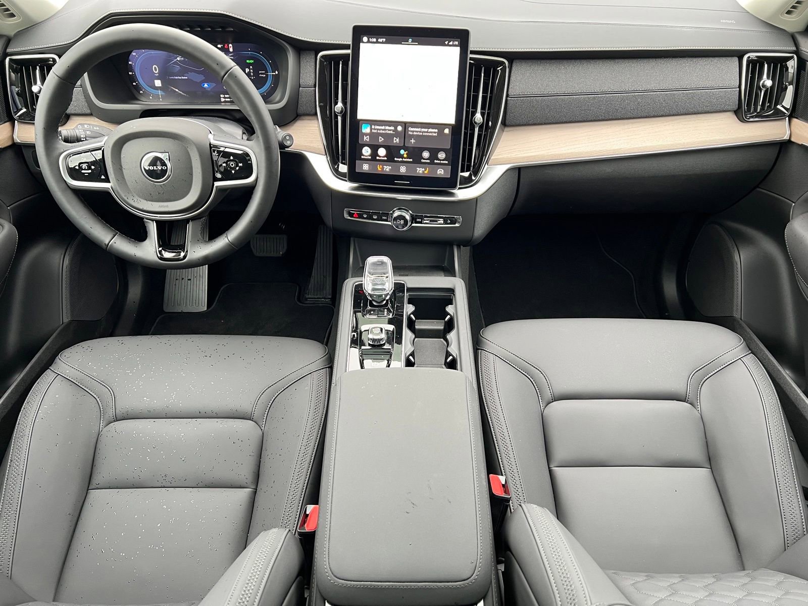 New 2026 Volvo XC90 T8 Plus image 19