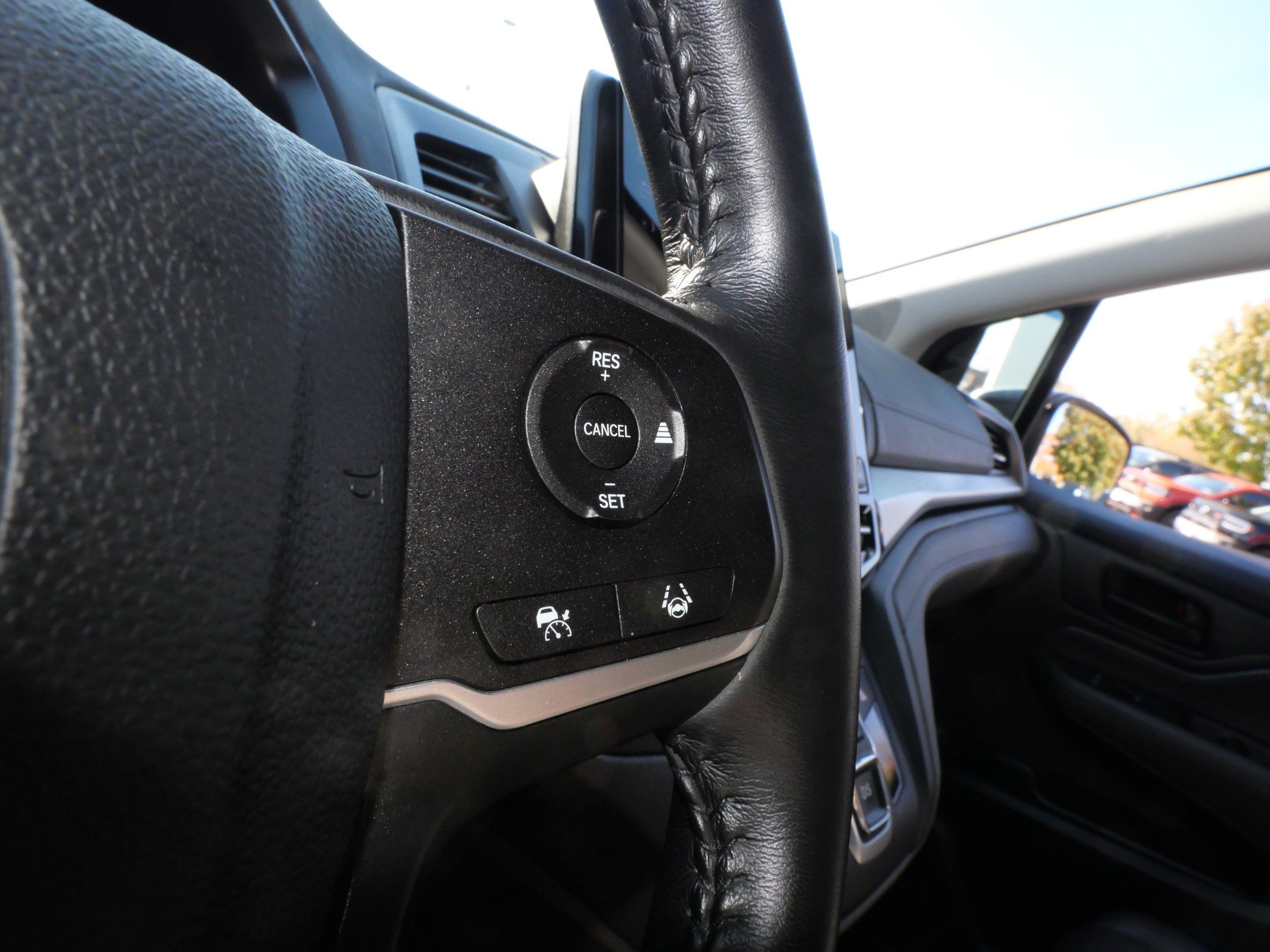 Used 2023 Honda Odyssey EX-L image 25