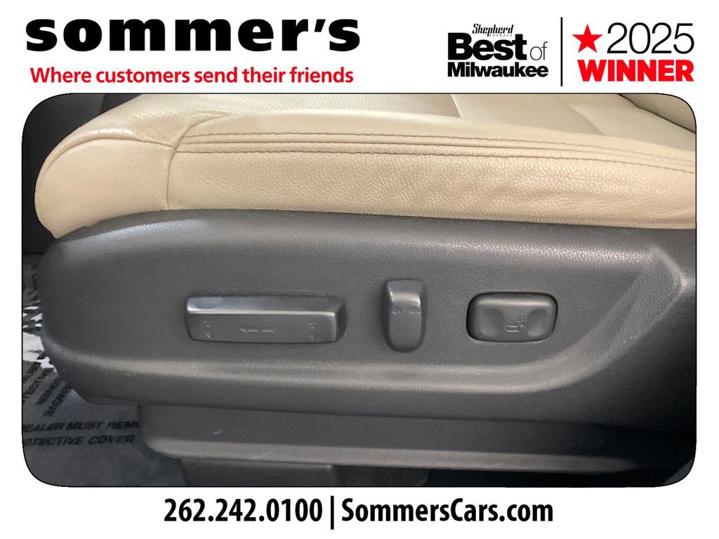 Used 2016 Honda CR-V Touring image 10