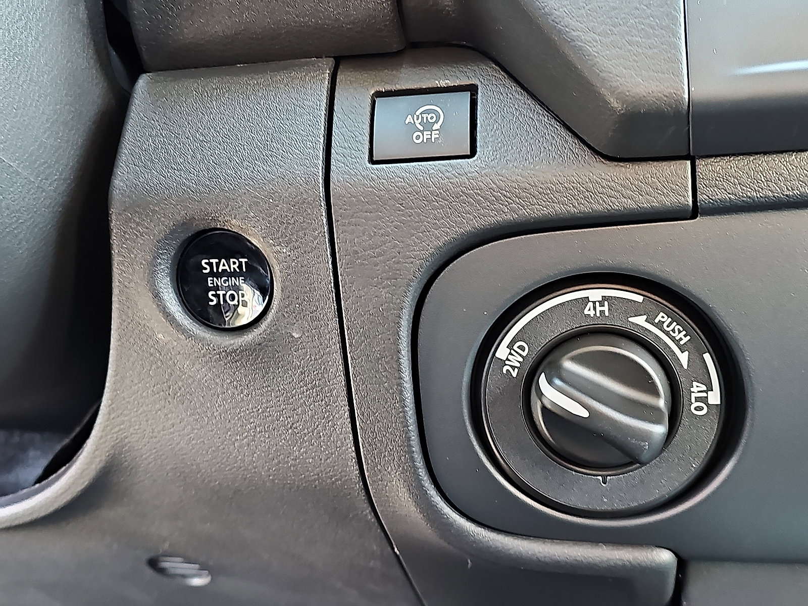 New 2026 Nissan Frontier SV w/ SV Convenience Package image 15