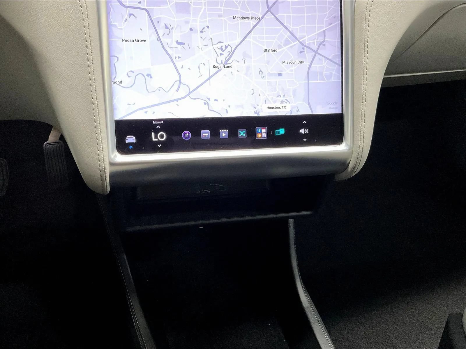 Used 2014 Tesla Model S 85 RWD image 25