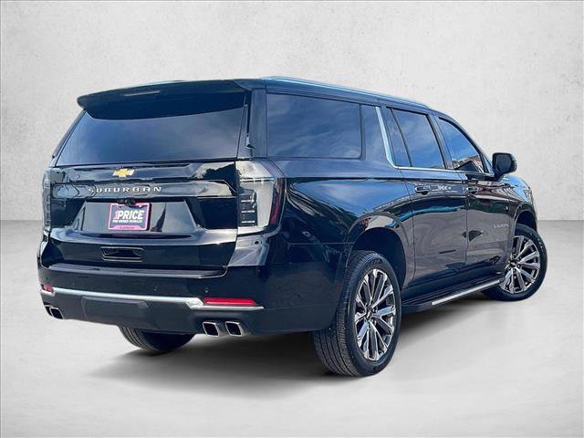 Certified 2025 Chevrolet Suburban High Country RWD image 2