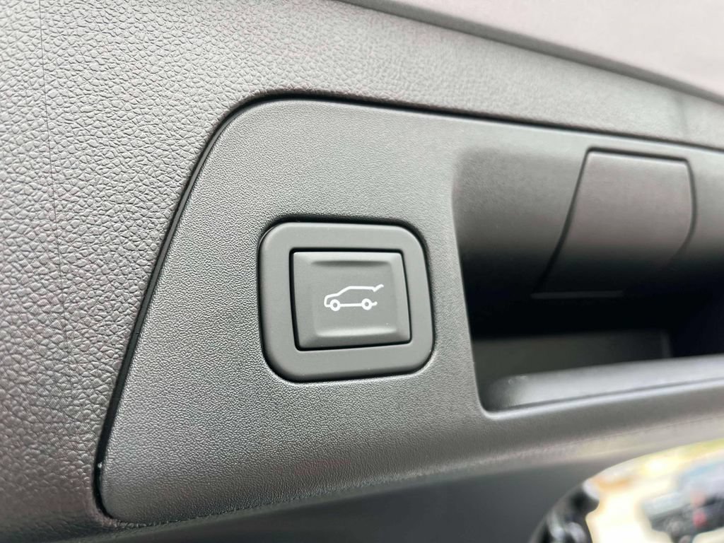 New 2026 Buick Envision Avenir AWD/4WD image 18
