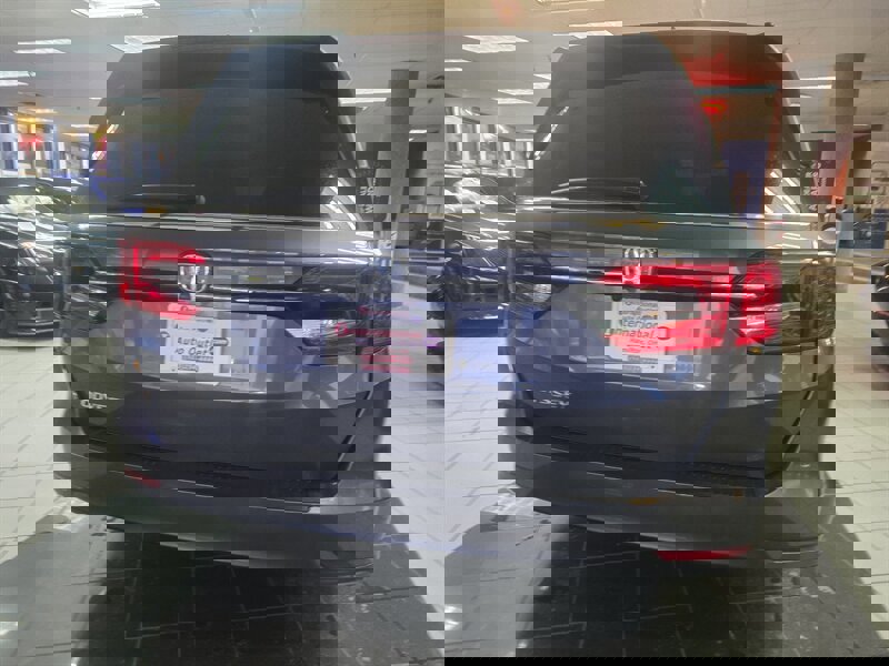 Used 2024 Honda Odyssey EX-L image 5