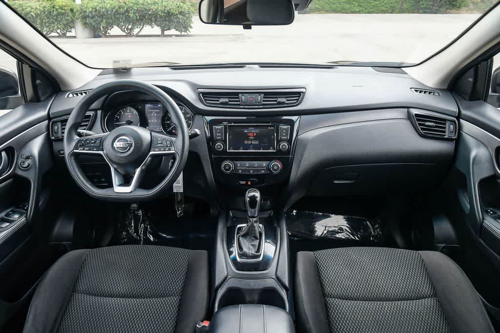 Used 2020 Nissan Rogue Sport S FWD image 14