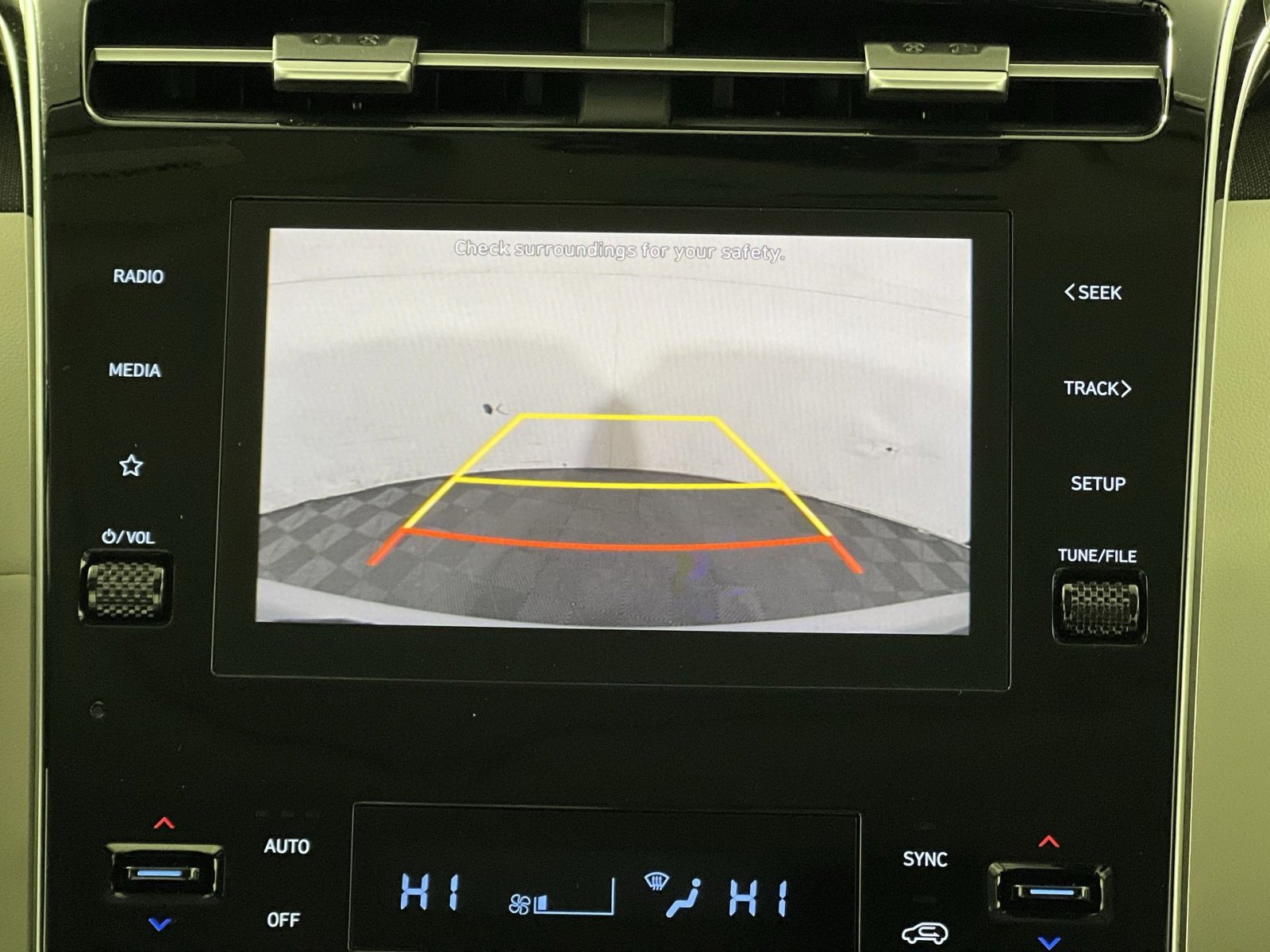 Used 2023 Hyundai Tucson SEL w/ Convenience Package image 16